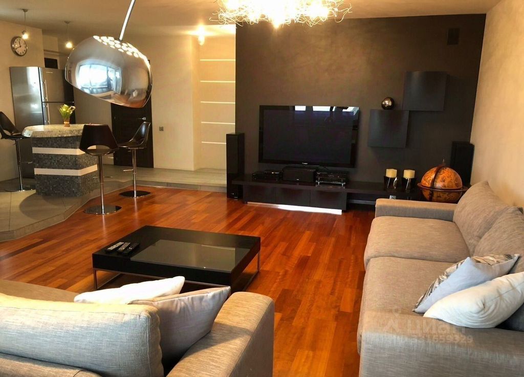 m. Zyuzino: Apartment, 2-rooms