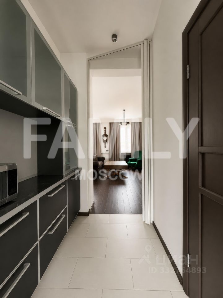 m. Mayakovskaya: Apartment, 2-rooms