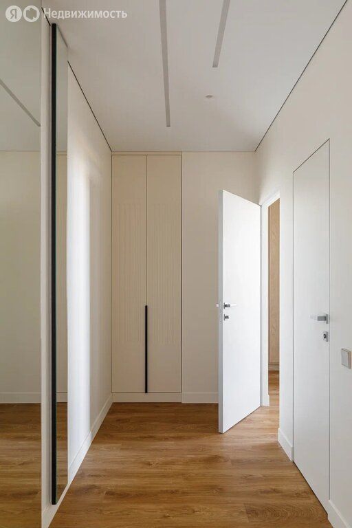 m. Verkhnie Likhobory: Apartment, 2-rooms