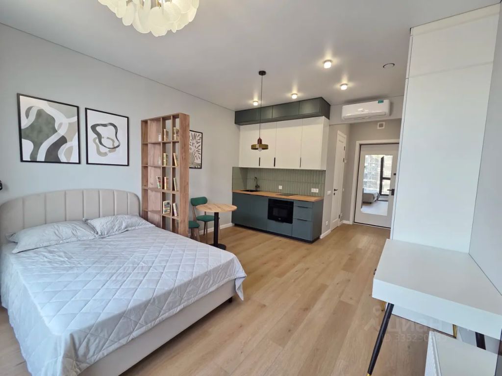 m. Pechatniki: Apartment, studio