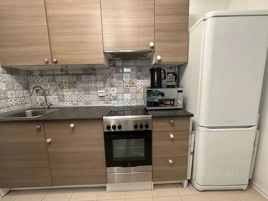 m. Molzhaninovo: Apartment, 2-rooms