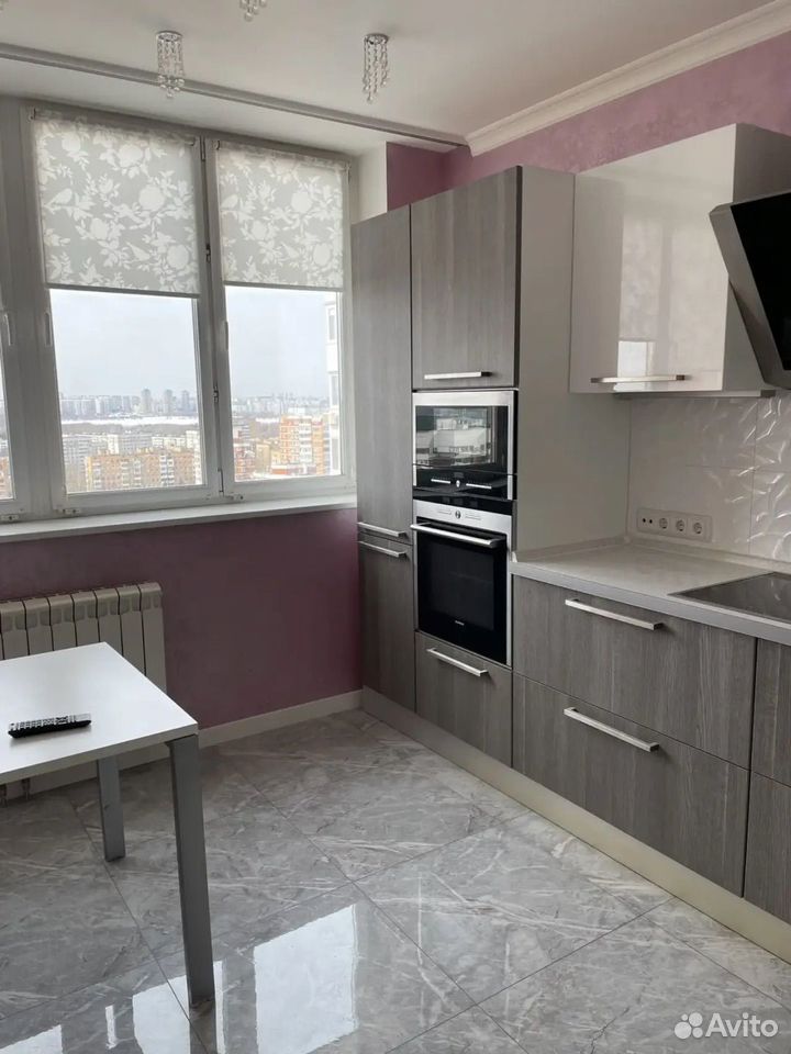 m. Narodnoe Opolchenie: Apartment, 2-rooms