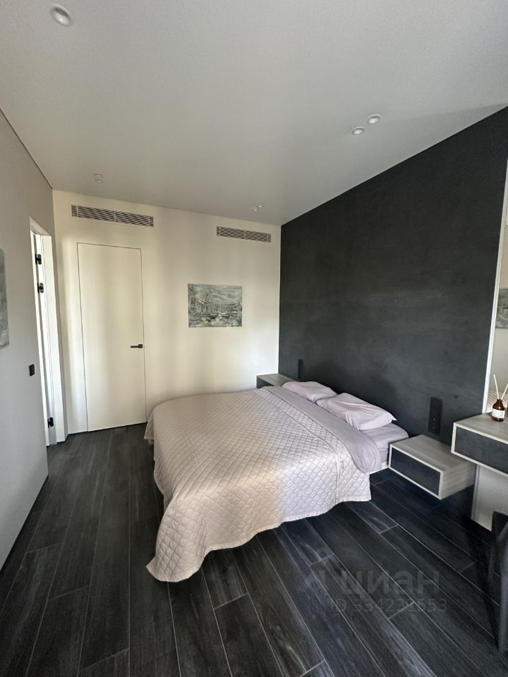 m. Ploschad trekh vokzalov: Apartment, 2-rooms