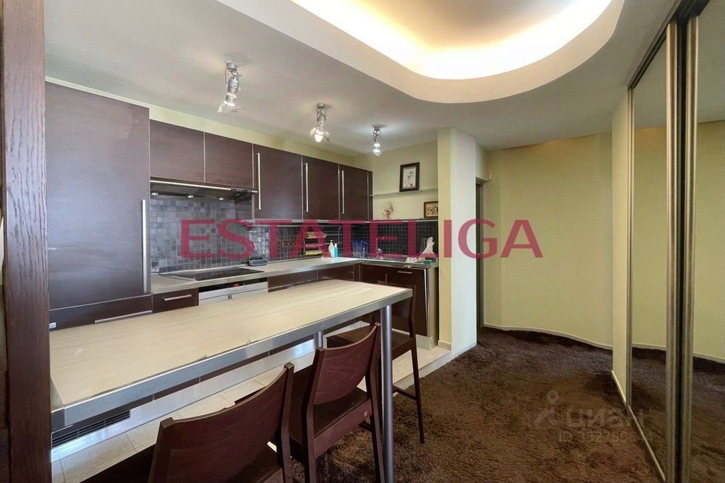 m. Smolenskaya: Apartment, 2-rooms
