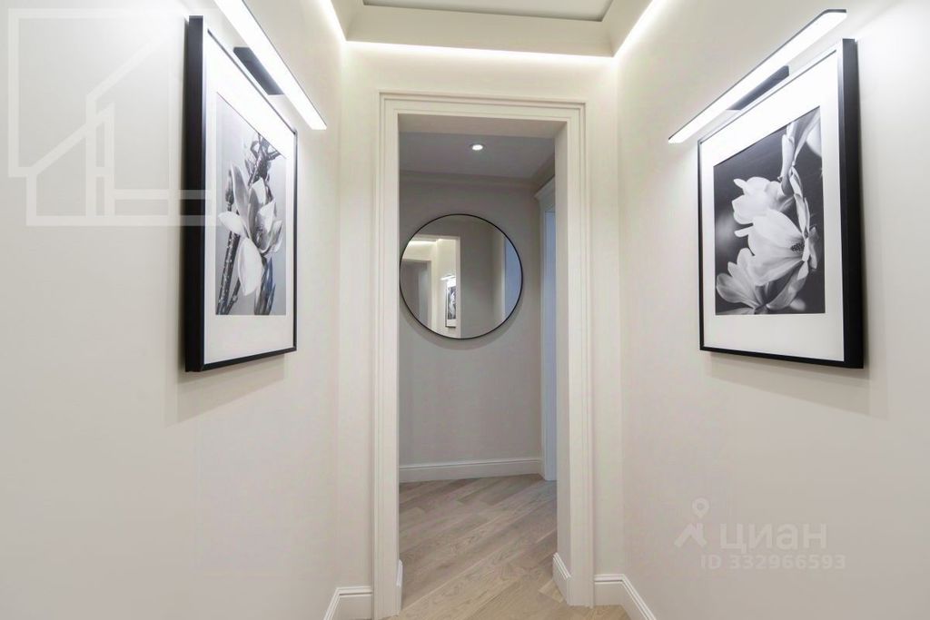m. Mayakovskaya: Apartment, 4-rooms
