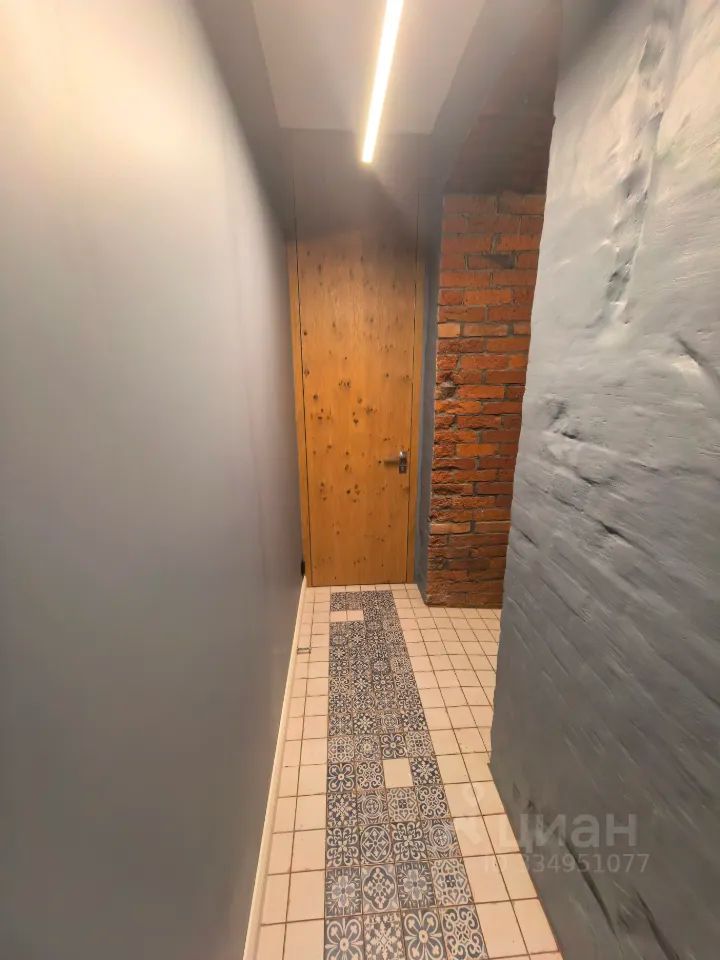 m. Novokuznetskaya: Apartment, 3-rooms