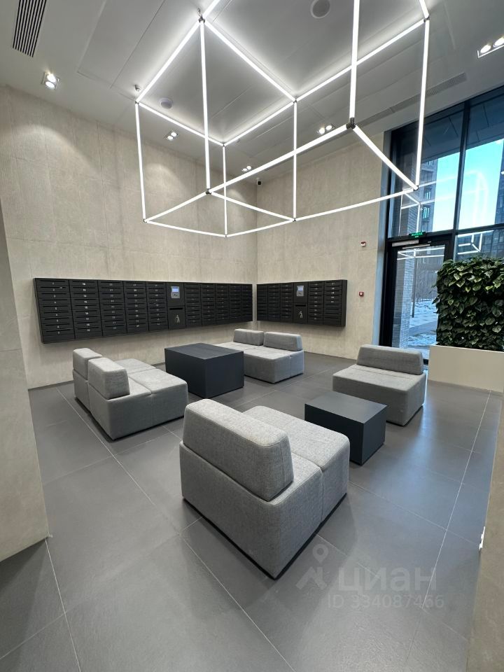 m. Aminyevskaya: Apartment, 3-rooms