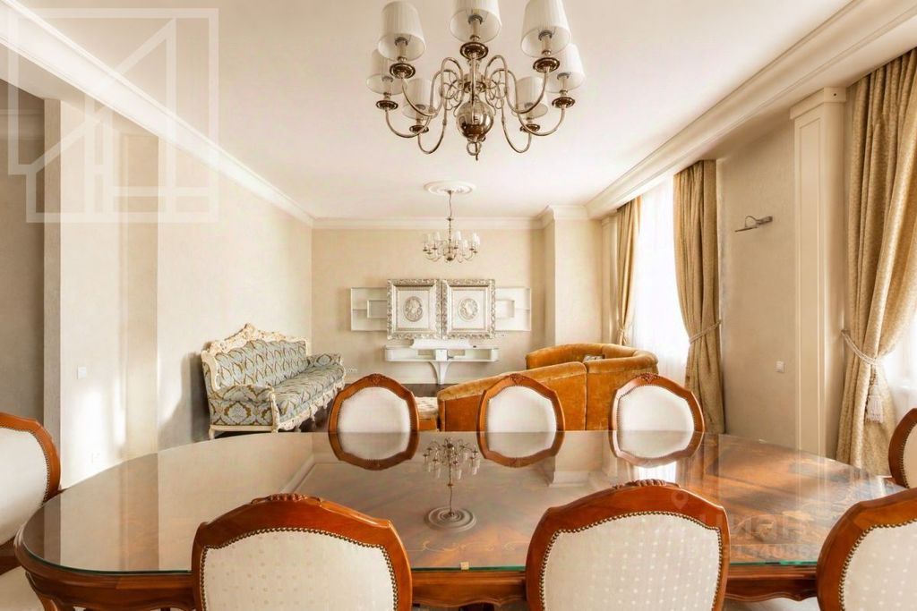 m. Mayakovskaya: Apartment, 3-rooms