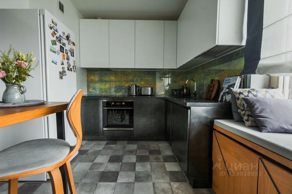m. Narodnoe Opolchenie: Apartment, 1-rooms