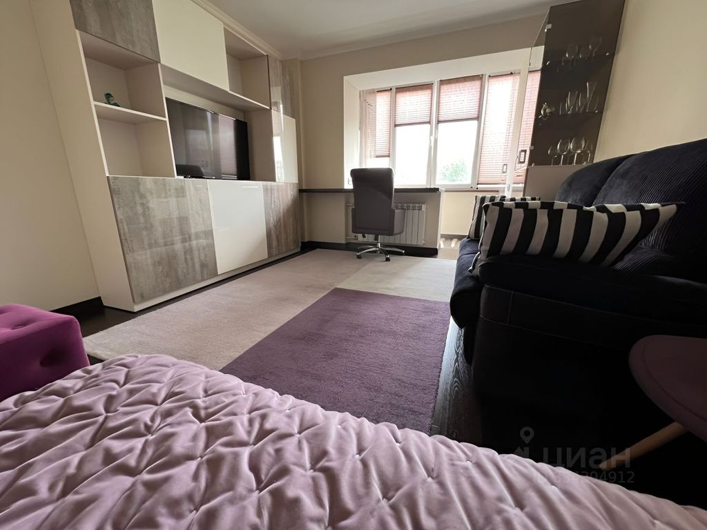 m. Smolenskaya: Apartment, 1-rooms