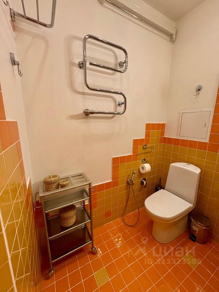 m. Barrikadnaya: Apartment, 2-rooms