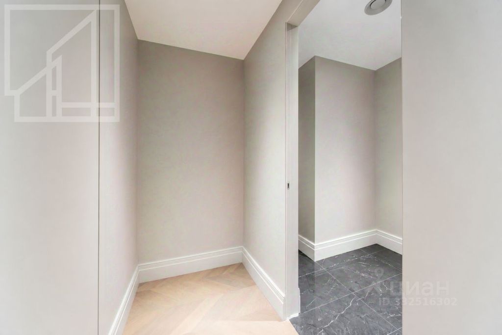 m. Park Pobedy: Apartment, 6-rooms