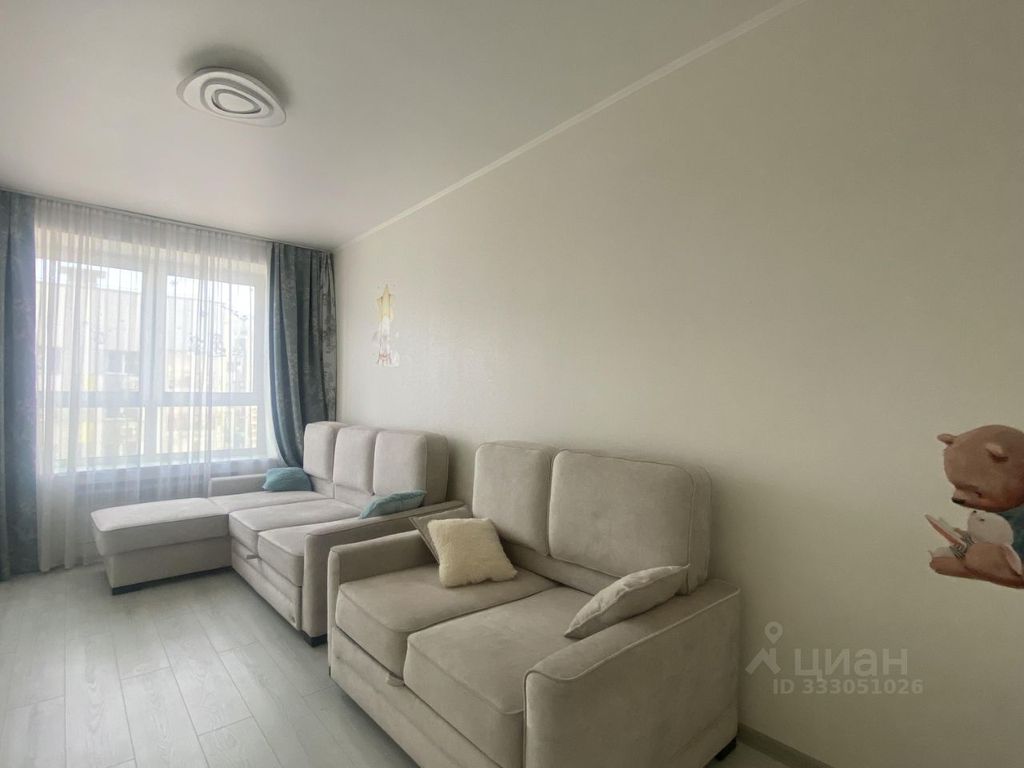 m. Lukhmanovskaya: Apartment, 1-rooms