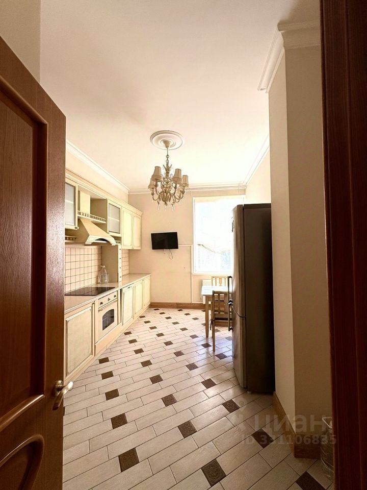 m. Solnechnaya: Apartment, 3-rooms