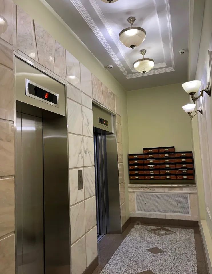 m. Lomonosovsky prospekt: Apartment, 2-rooms