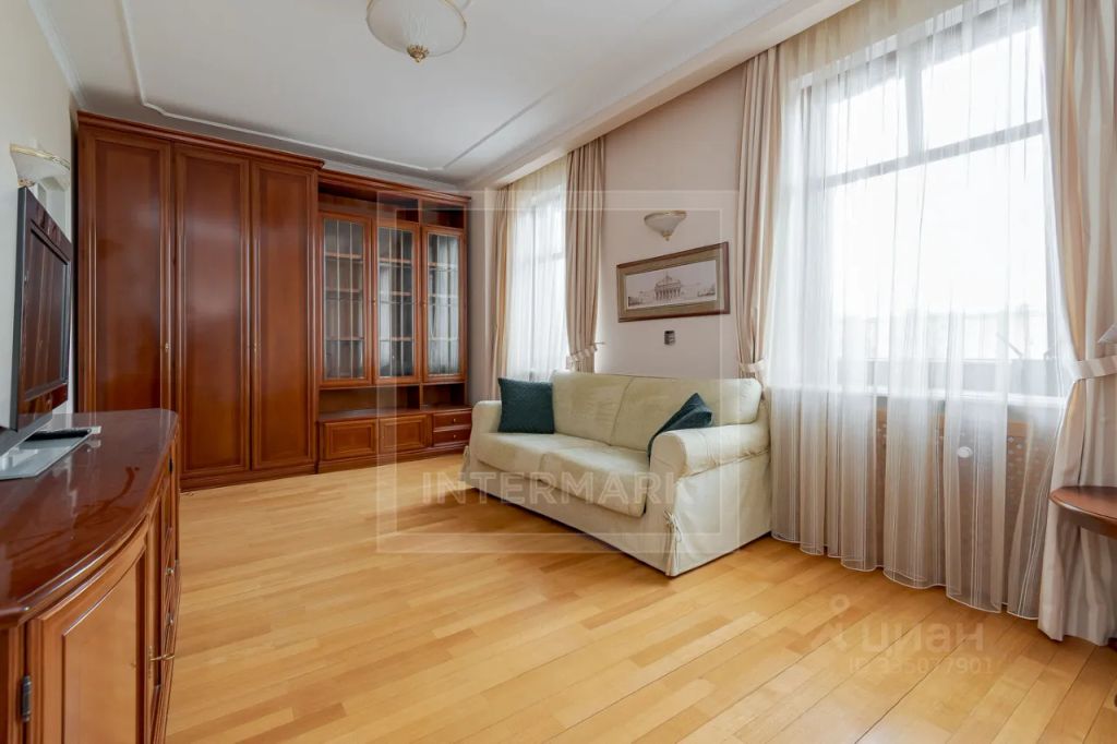 m. Frunzenskaya: Apartment, 5-rooms