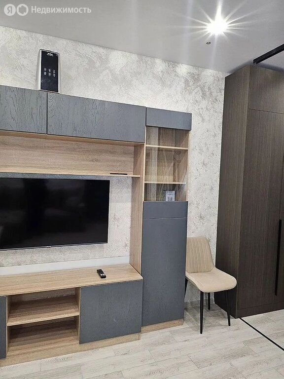 m. Moskva Tovarnaya: Apartment, studio