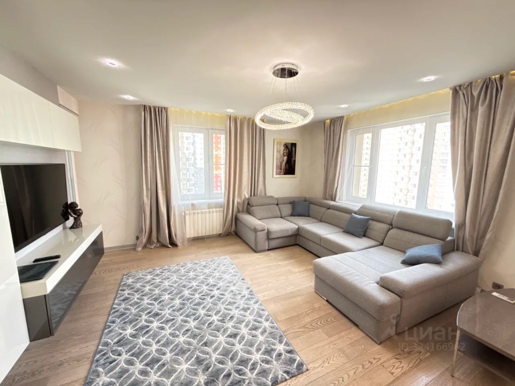 m. Aminyevskaya: Apartment, 2-rooms