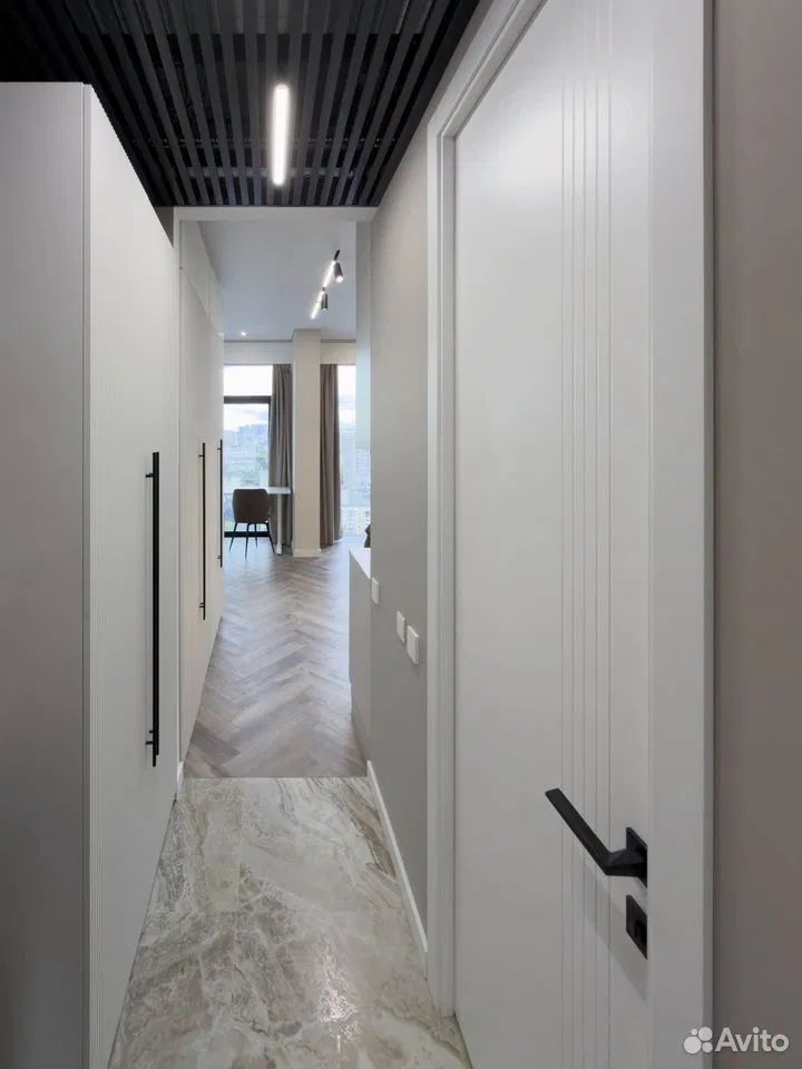 m. Maryina Roscha: Apartment, studio