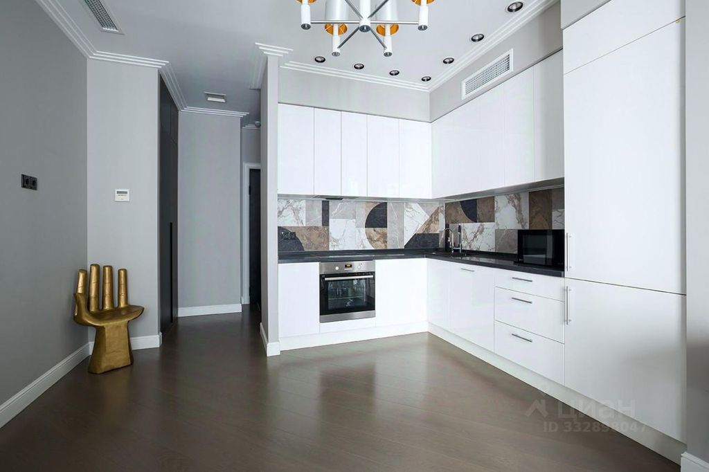 m. Ulitsa 1905 goda: Apartment, 3-rooms