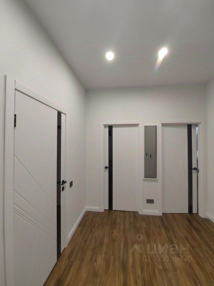 m. Serp i Molot: Apartment, 2-rooms