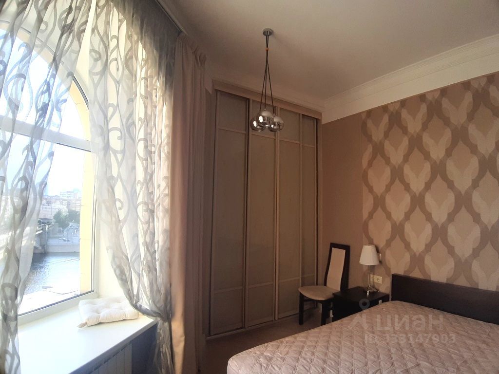 m. Smolenskaya: Apartment, 2-rooms