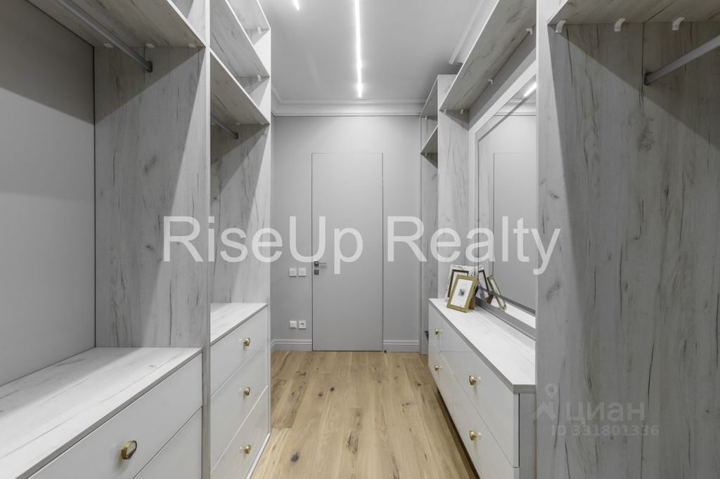 m. Bagrationovskaya: Apartment, 3-rooms