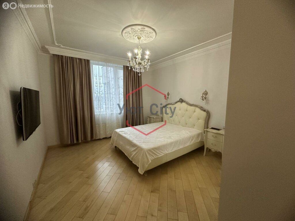 m. Profsoyuznaya: Apartment, 3-rooms