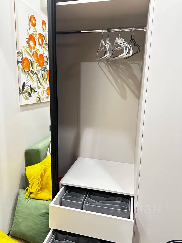 m. Moskva Tovarnaya: Apartment, studio