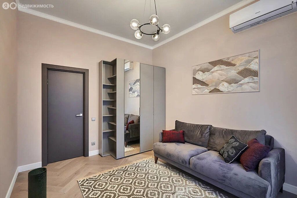 m. Minskaya: Apartment, 3-rooms