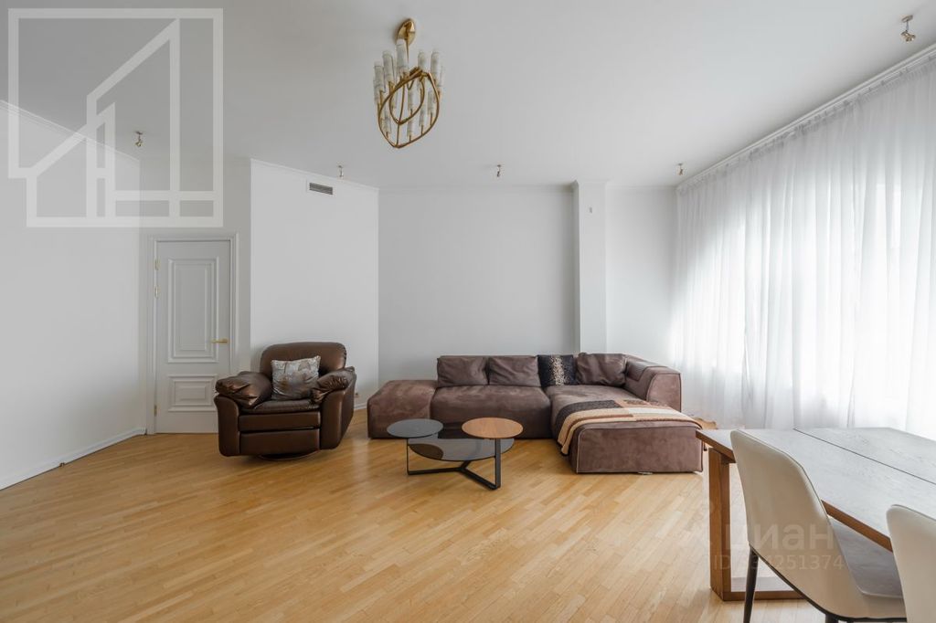 m. Park kultury: Apartment, 4-rooms
