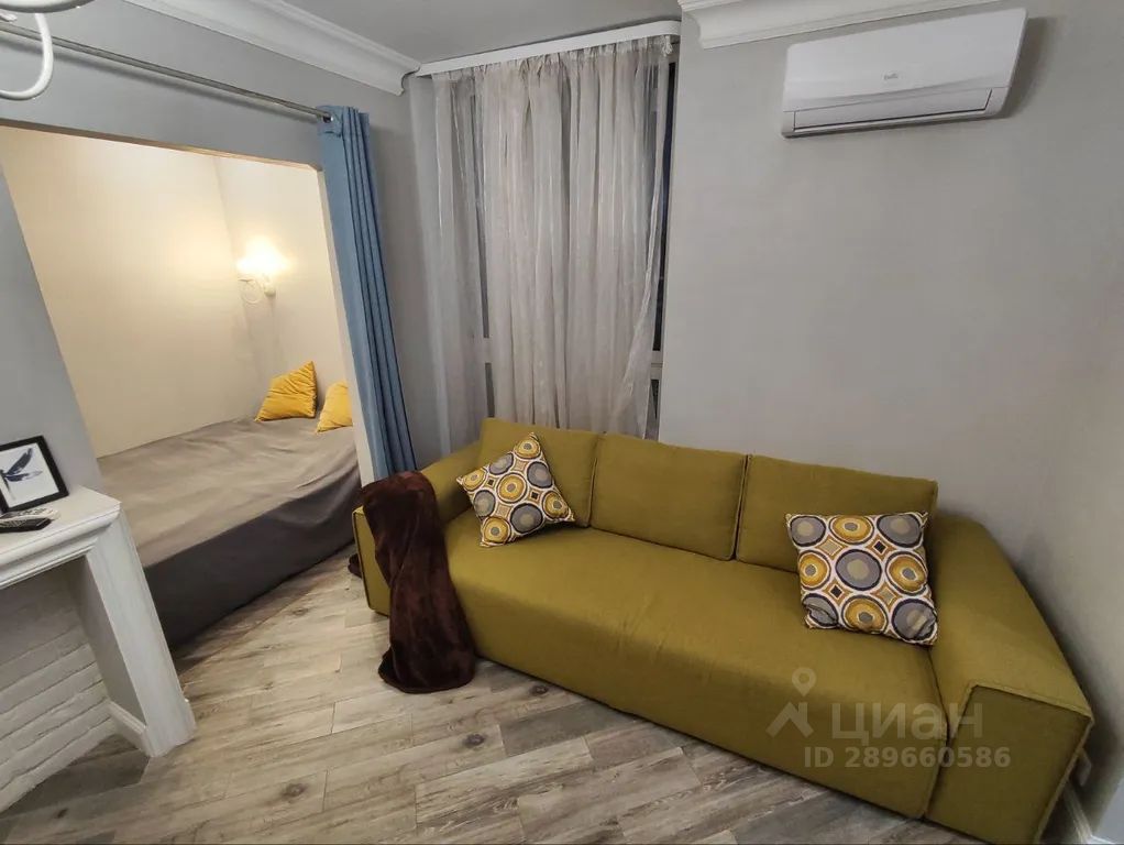 m. Pyatnitskoe shosse: Apartment, studio