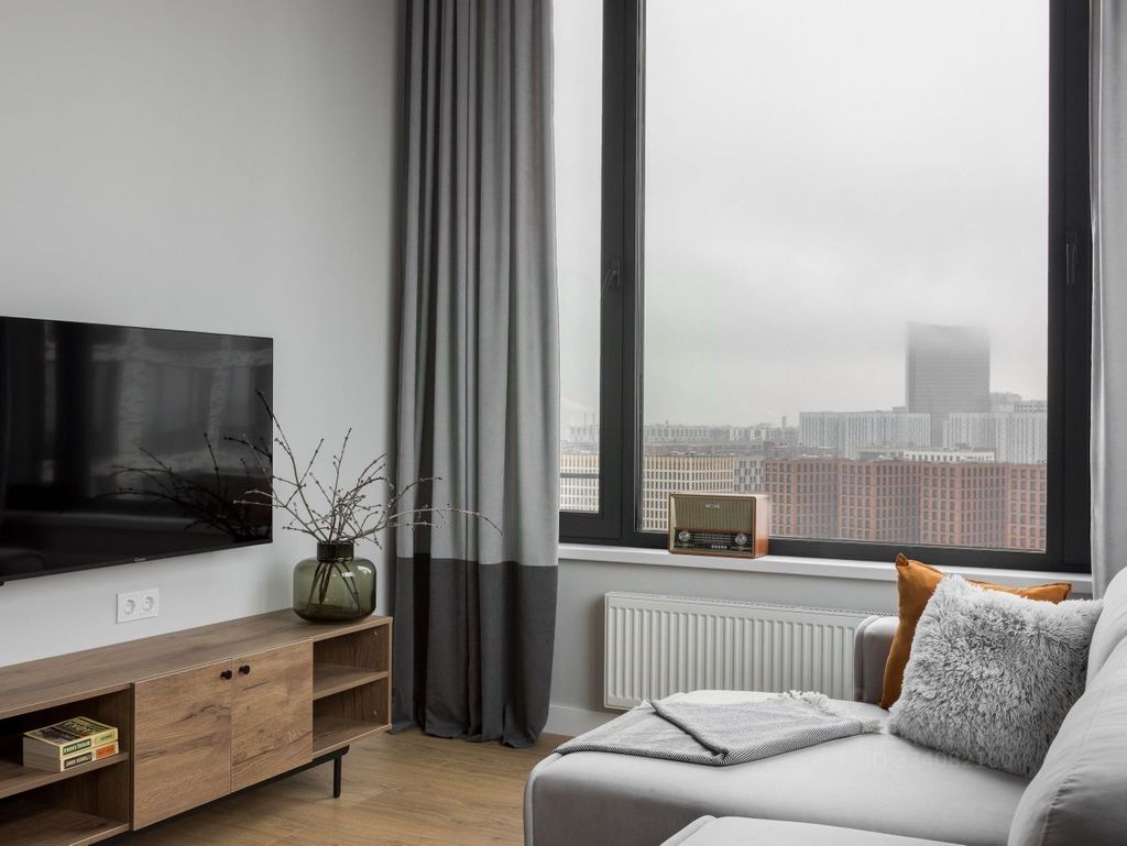 m. Verkhnie Kotly: Apartment, 2-rooms