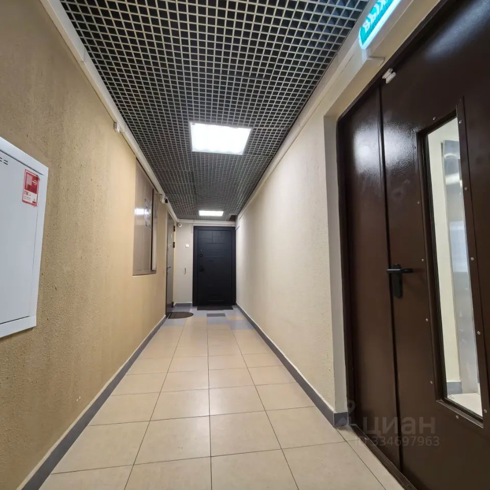 m. Bulvar Dmitriya Donskogo: Apartment, 2-rooms