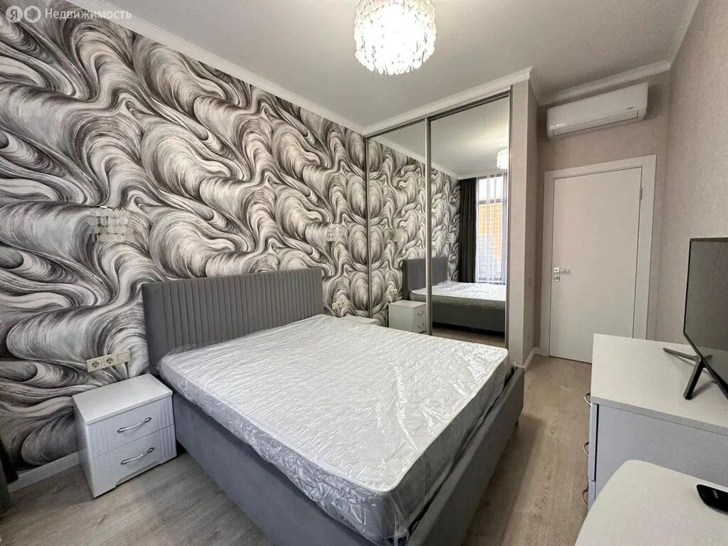 m. ZIL: Apartment, 1-rooms