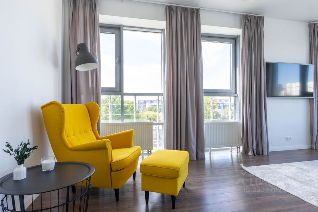 m. Universitet druzhby narodov: Apartment, 2-rooms