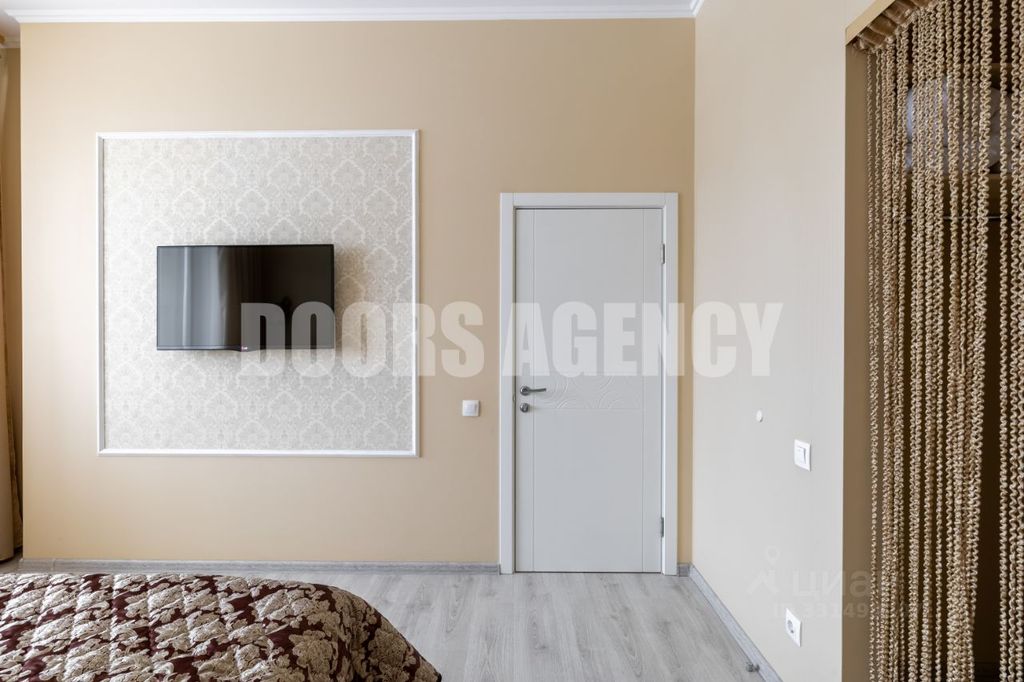 m. Ulitsa 1905 goda: Apartment, 2-rooms