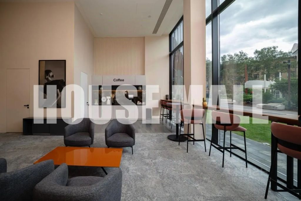 m. Ulitsa Sergeya Eyzenshteyna: Apartment, 2-rooms