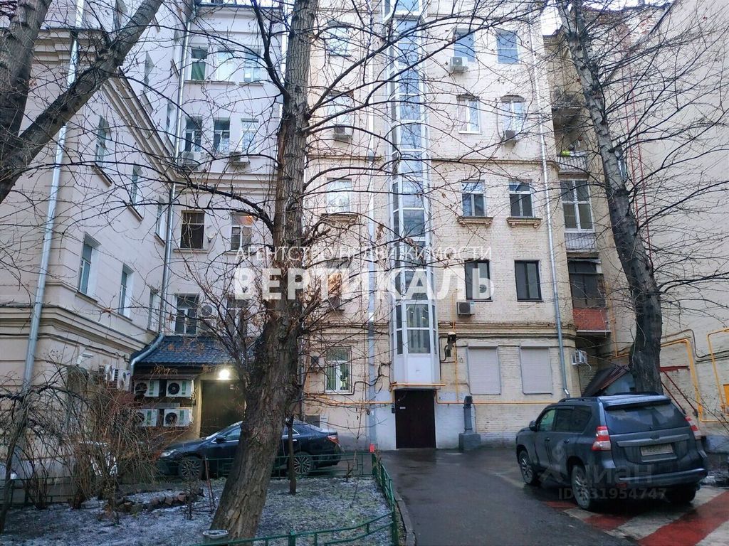 m. Mayakovskaya: Apartment, 2-rooms