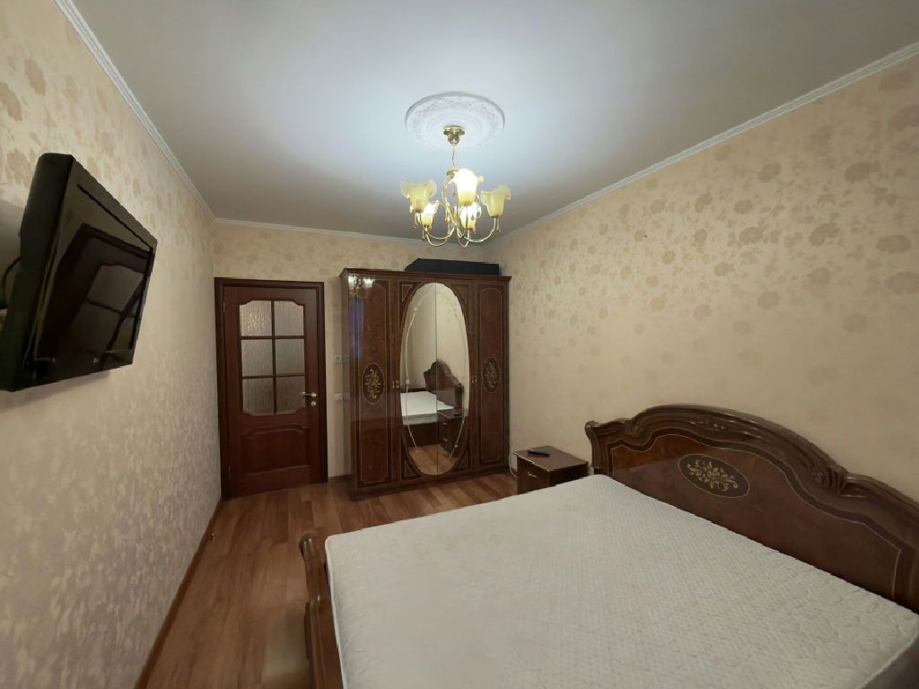 m. Ulitsa Dmitrievskogo: Apartment, 2-rooms