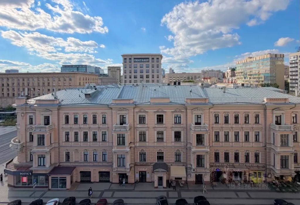 m. Mayakovskaya: Apartment, studio