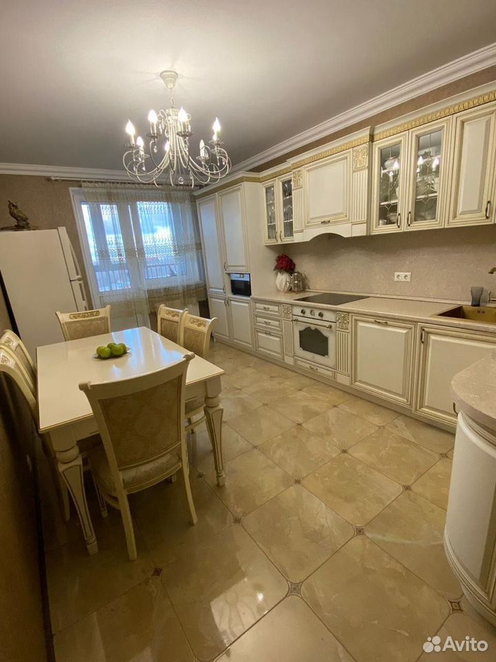 m. Molzhaninovo: Apartment, 3-rooms