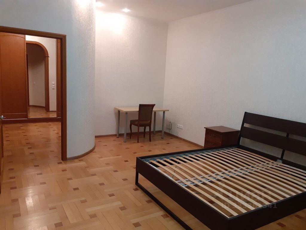 m. Khimki: Apartment, 3-rooms