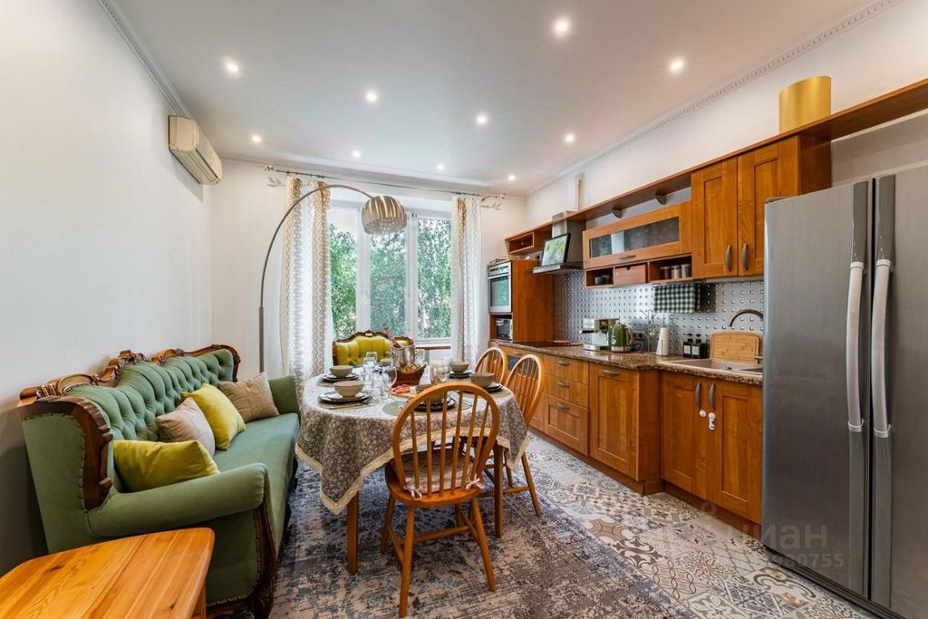 m. Ulitsa 1905 goda: Apartment, 2-rooms