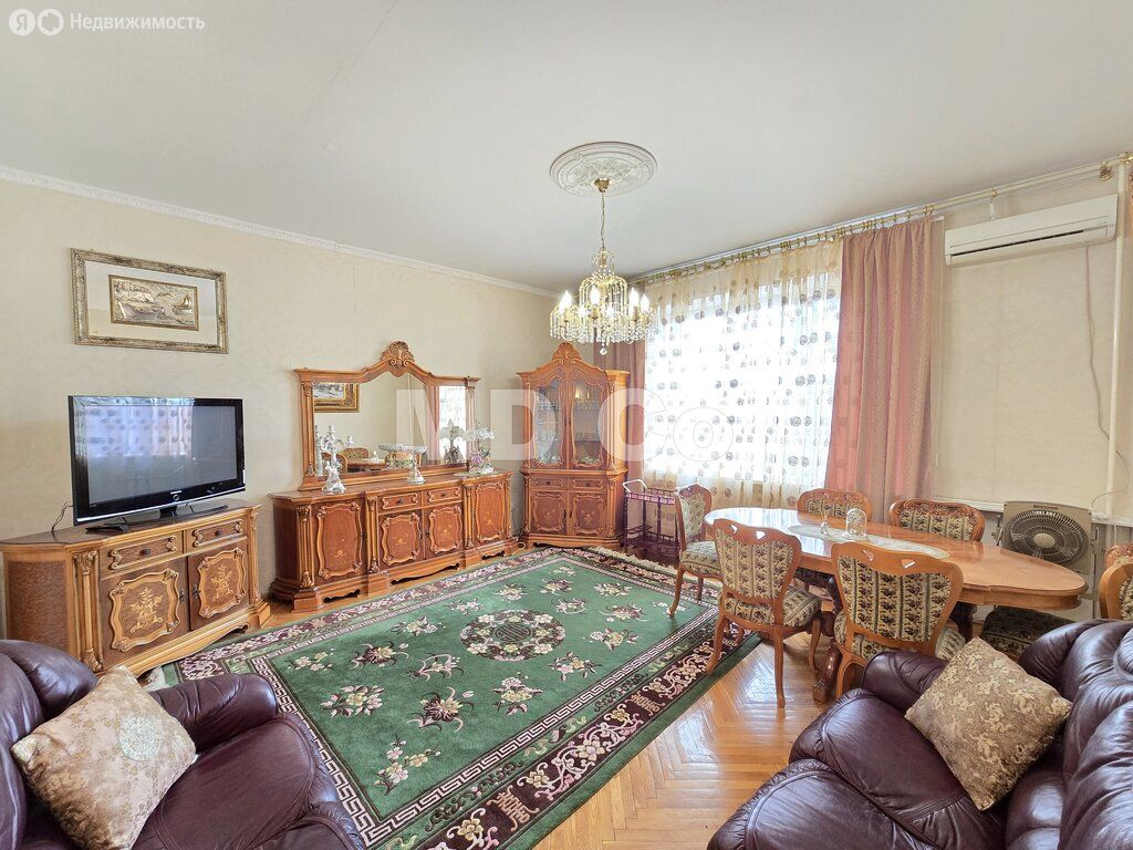 m. Dinamo: Apartment, 2-rooms