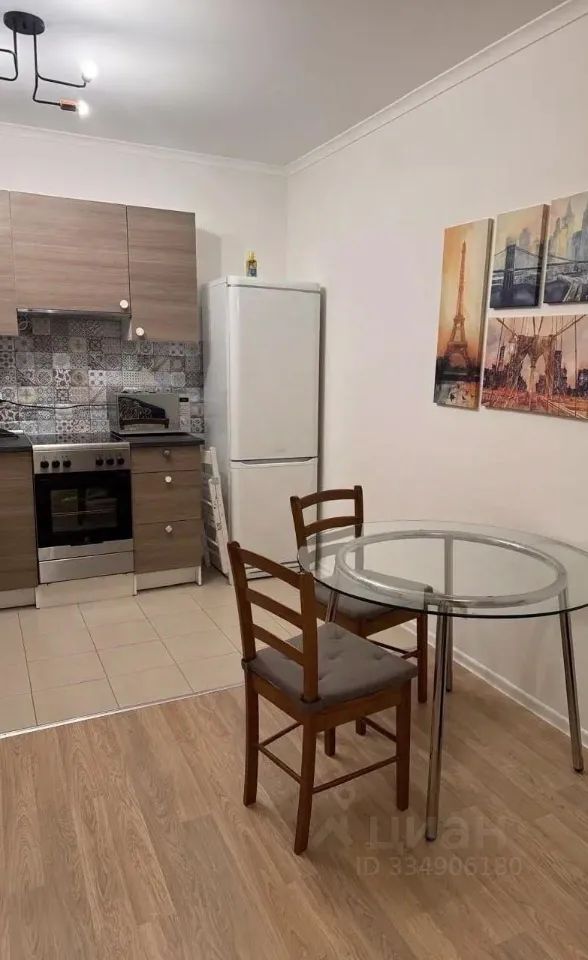 m. Molzhaninovo: Apartment, 2-rooms