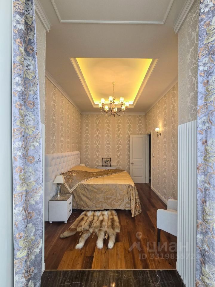 m. Molodezhnaya: Apartment, 3-rooms