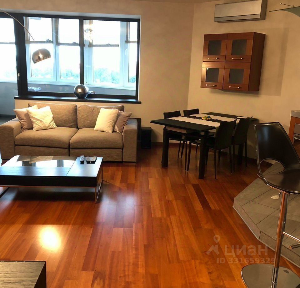 m. Zyuzino: Apartment, 2-rooms