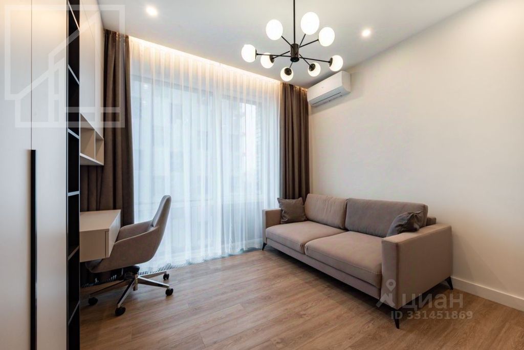m. Davydkovo: Apartment, 3-rooms