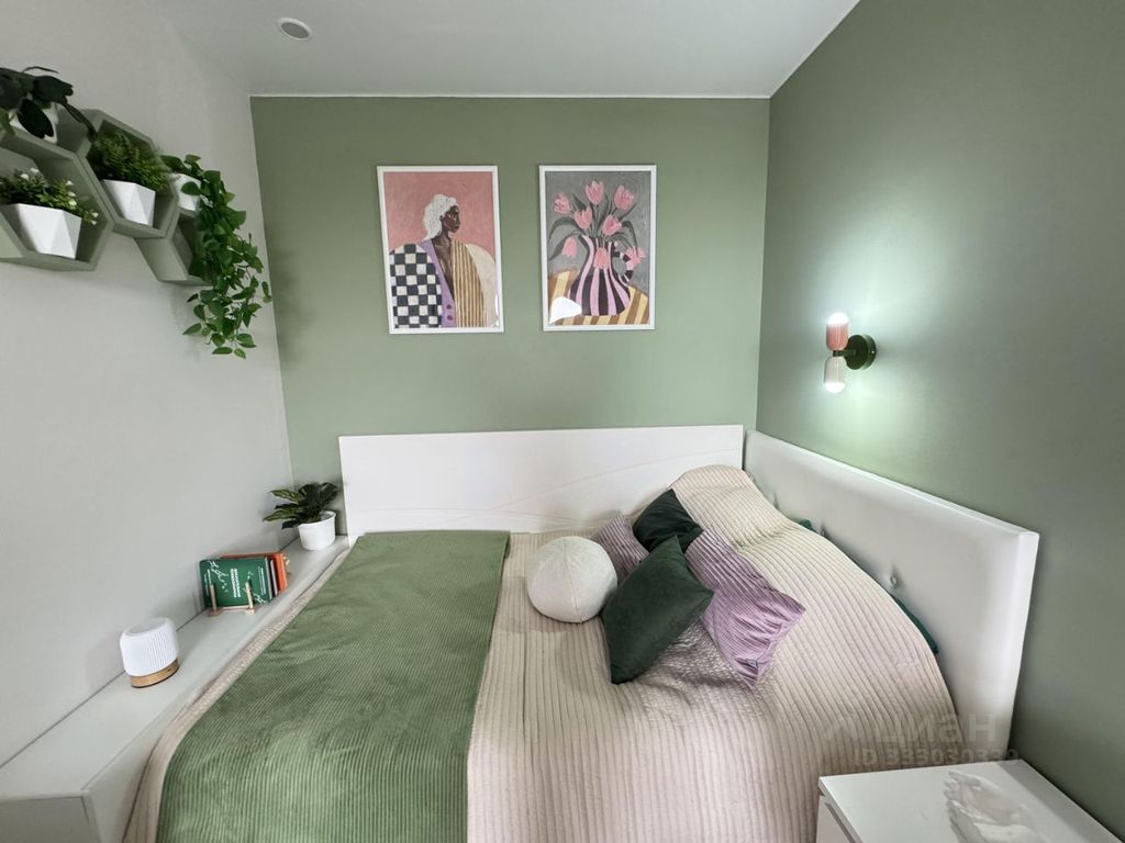 m. Opalikha: Apartment, studio